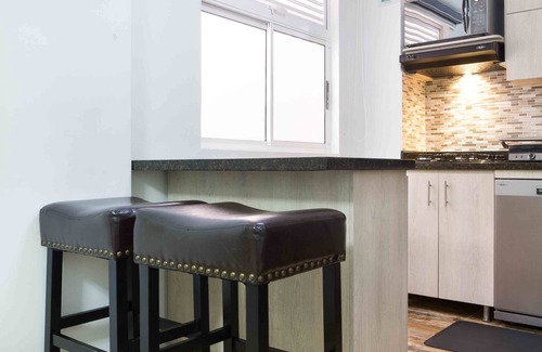 Astorga House | 10 Bedroom Building