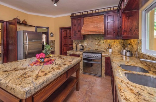 Puerto Aventuras Villa | 10 bedrooms, 2 luxury Villas Combined To Make The Perfect Home For Your Holiday