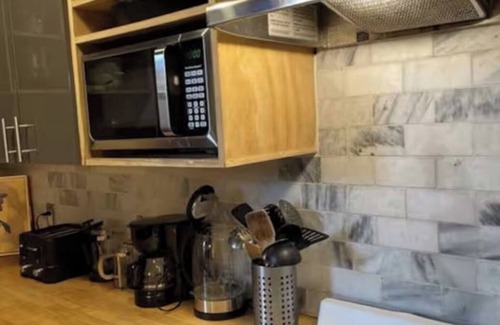 Los Feliz Hotel | 10 beds in a Silverlake hostel - private