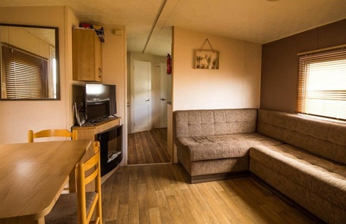 Clacton-on-Sea House | 10 berth caravan at Martello Beach Holiday Park near Clacton-on-Sea ref 29021BW