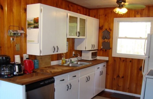 Sauble Beach Cottage | 10 Mapleport Crescent, Sauble Beach