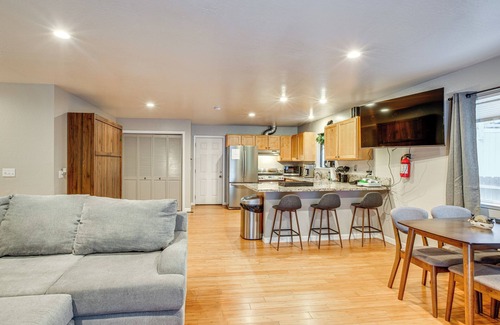 Christmas Valley House | 10 Mi to Heavenly Mountain: Home w/Deck + Yard
