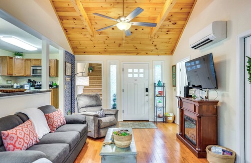 Newland Cottage | 10 Mi to Sugar Mtn: ‘Bluebird Cottage’ in Newland
