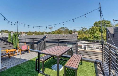 Porter Heights House | 10 Min Drive Downtown, Roof Deck, Pet Friendly