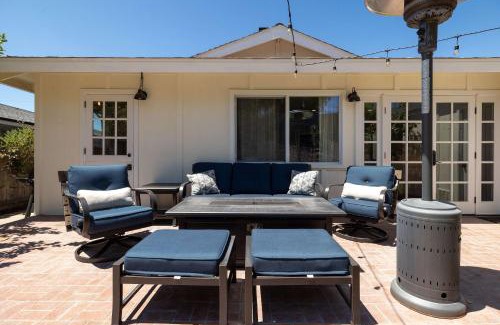 University City House | 10 min to Beach Central Villa