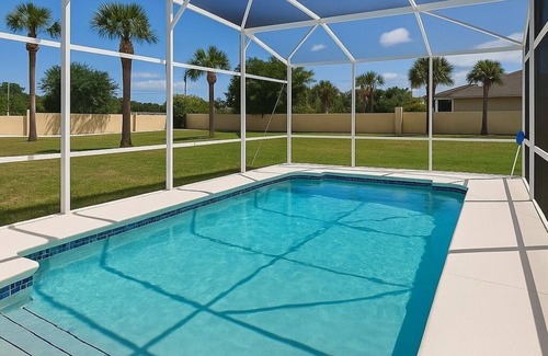 Indian Wells Apartment | 10 Min to Disney w/Priv. Pool. Indian Wells