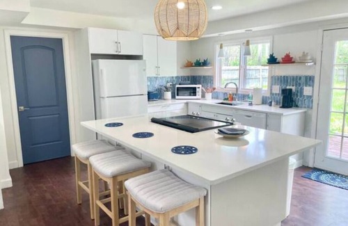 Indianapolis House | 10 min to Speedway! Large Home, Desirable Area!