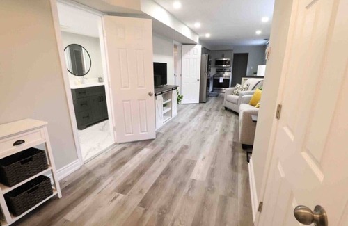 Burlington Apartment | 10 min walk to DT, stylish, free parking | IOB3