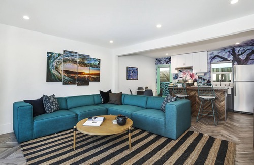 Park Mesa Heights Apartment | 10 mins from So Fi Stadium, Wi-Fi, bbq area, patios, Safety, views, parking