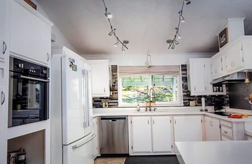 Oakhurst House | 10 mins to Bass Lake, 20 mins to Yosemite nat’l park 5 mins to Oakhurst ca!