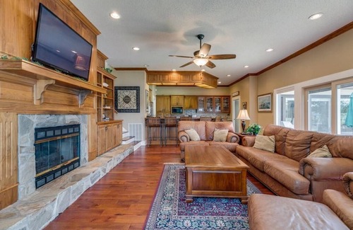Piney Flats House | 10 mins to Bristol Motor Speedway and the Tri-Cities Airport