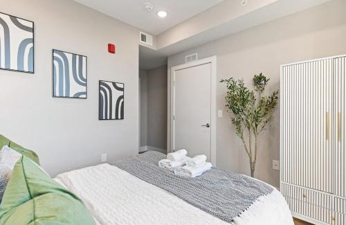 Northern Liberties Apartment | 10 mins to CenterCity, With Queen Bed, Views from RT!