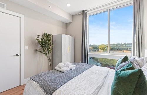 Northern Liberties Apartment | 10 mins to CenterCity, With Queen Bed, Views from RT!