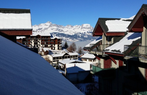 Saint-Gervais-les-Bains Apartment | 10 minutes from the center, bright, comfortable apartment ideal for a quiet stay!