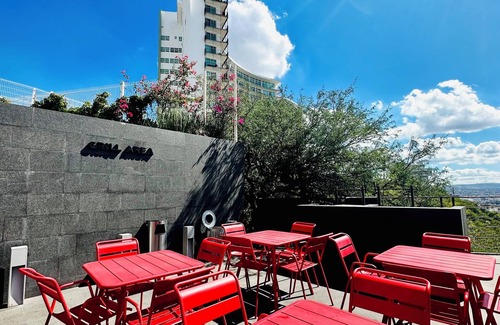 Queretaro Apartment | 10 minutes from downtown! Ideal for executives, incredible views