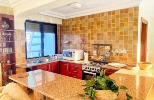 Al Abdali Apartment | 10 minutes from downtown , Sunny Rooftop Apartment with City View