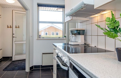 Pøt Strandby House | 10 person holiday home in Juelsminde