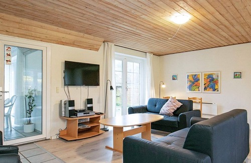 Øby House | 10 person holiday home in Ulfborg