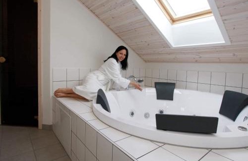 Kramnitse House | 10 person holiday home in Rødby-By Traum