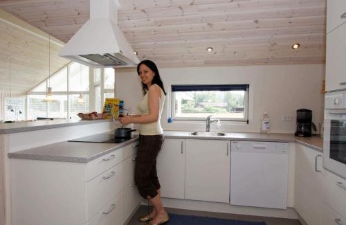 Kramnitse House | 10 person holiday home in Rødby-By Traum