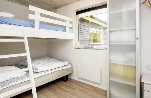 Bøtø By House | 10 person holiday home in Væggerløse
