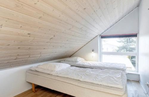 Bøtø By House | 10 person holiday home in Væggerløse-By Traum