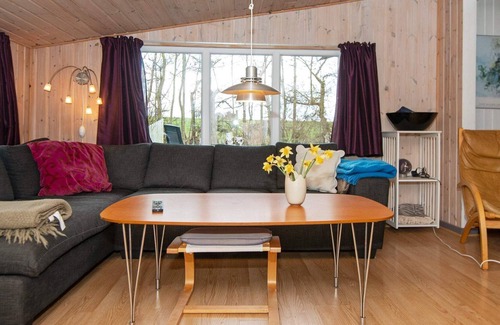 Ronde House | 10 person holiday home in Rønde