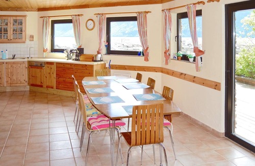 Eidsvag House | 10 person holiday home in EIDSVÅG