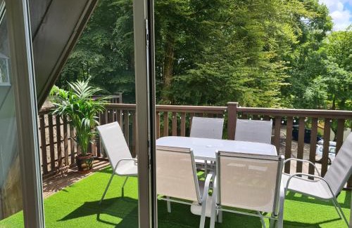 St. Ann's Chapel House | 10, Valley View Lodge, A beautiful 3 bedroom lodge with private Hot Tub and use of all onsite leisure facilities including fitness suite, indoor and outdoor pools set in the heart of the Tamar Valley