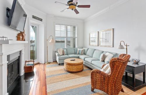 Saint Simons Island House | 10 Waterfront Drive, #212