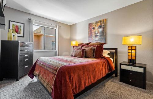 Oak Creek Apartment | 100 Bell RockCondo- ToroWeap condo