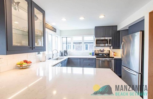 Manzanita House | 100 feet to the beach, dog friendly, spacious. Quintessential Beach House!