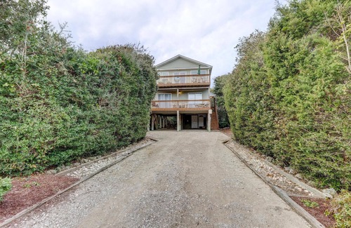 Surf City House | 100 Steps to the Beach.Pet Friendly