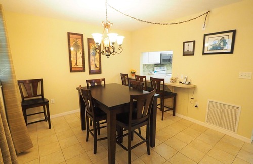 Siesta Key Condo | 100 STEPS YOU'RE ON USA's #1 BEACH,RENTING SINCE 1998, SLEEP 6 IN BEDS