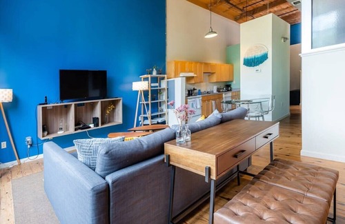 Downtown Apartment | 100 Year Old Historic Brick 2BR Loft High Ceiling3