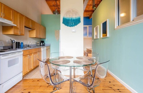 Downtown Apartment | 100 Year Old Historic Brick 2BR Loft High Ceiling3