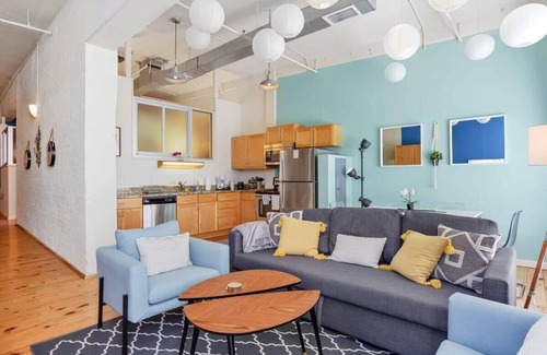 Downtown Apartment | 100 Year-Old Historic Brick 2BR Loft High Ceiling5