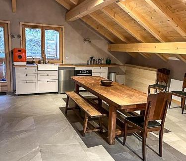 Entremont House | 1000 Borne Caffe Hebergements Insolites