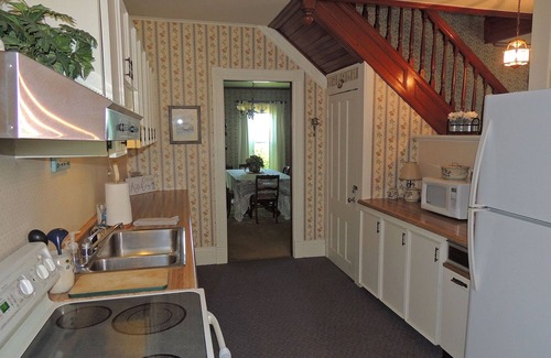 Frontenac House | 1000 Islands - Clayton Family Rental