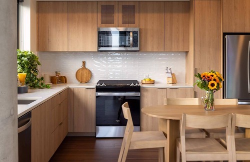 Downtown San Diego Hotel | #1001 - Kasa Little Italy San Diego