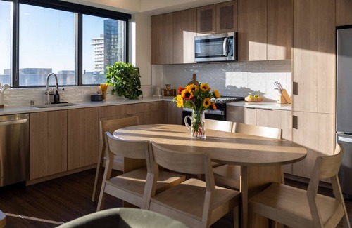 Downtown San Diego Hotel | #1001 - Kasa Little Italy San Diego