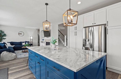 Southridge House | 10039 Heatherwood Pl · Mid Term Stay - Highlands Ranch, Newly Remodeld!
