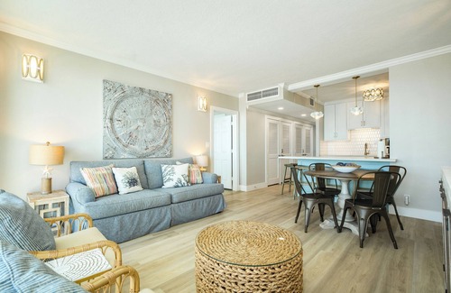 Galveston Condo | 1007 Whitewashed Harbor Residency