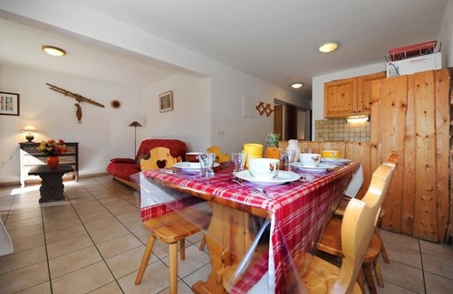 Le Bettaix Apartment | 100m from ski slopes, fitness, sauna, terrace, balcony, parking, tv, 52m², Les Menuires