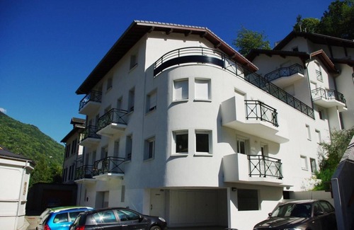 Brides-les-Bains Apartment | 100m from ski lifts, 7th floor, view forest, balcony, tv, 52m², Brides Les Bains