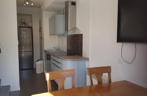 Flaine Apartment | 100m from ski slopes, 1st floor, swimming pool, sauna, terrace, tv, ski locker, 40m², Flaine