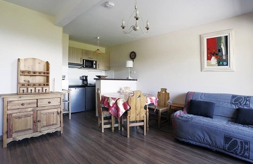 Peyragudes Apartment | 100m from ski slopes, 2nd floor, view valley, parking, tv, ski locker, 40m², Peyragudes