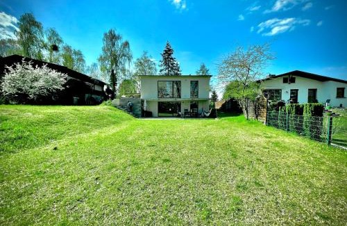 Caputh Apartment | 100m2 Fewo im Haus am See mit Garten bei Potsdam