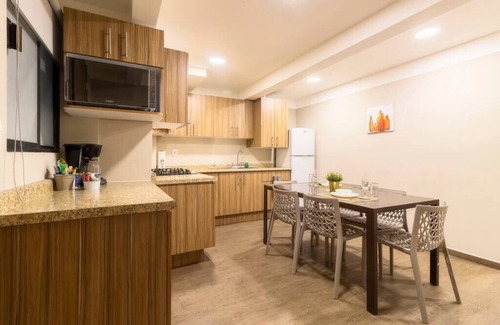 Historic Center Condo | 102 Centro 2Bdrm 2bath apt AC Rooftop