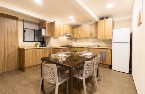 Historic Center Condo | 102 Centro 2Bdrm 2bath apt AC Rooftop